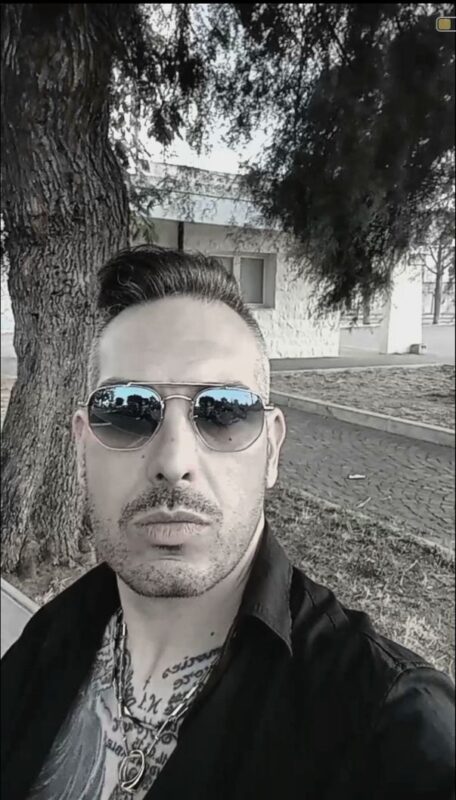 Max Lion 82 Gigolo Accompagnatore lecce